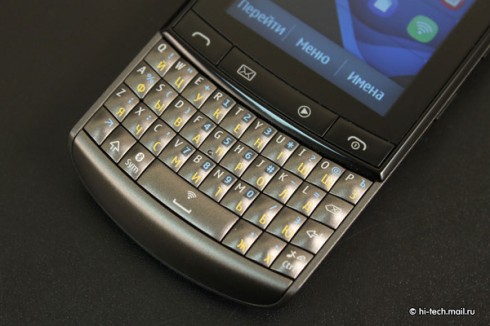 Обзор Nokia Asha 303: сенсорный телефон с QWERTY-клавиатурой