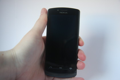 Nokia 700