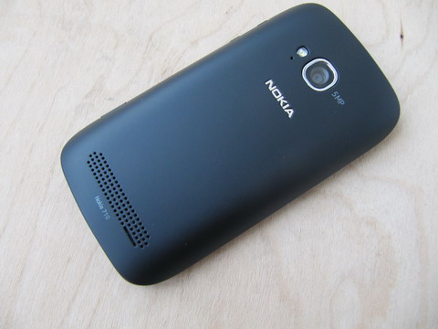 Nokia Lumia 710.