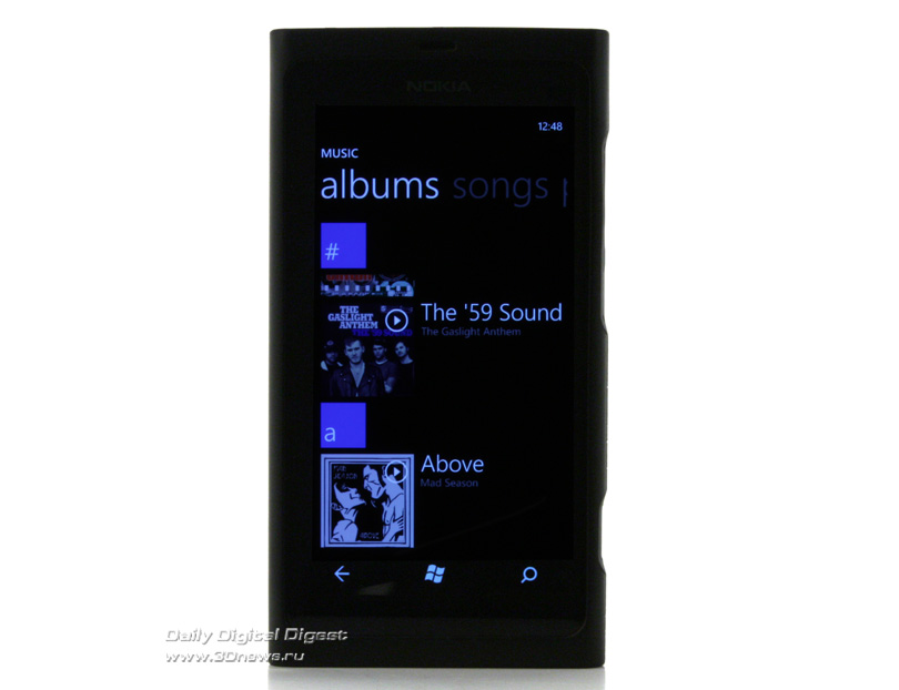 Nokia Lumia 800