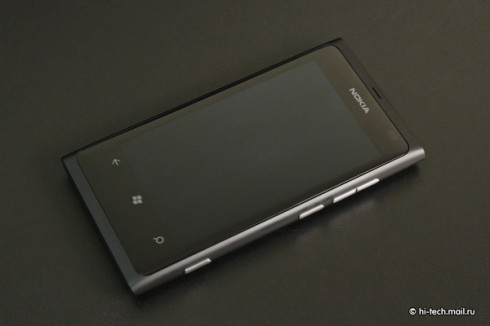 Первые впечатления от Nokia Lumia 800, первого Windows Phone компании