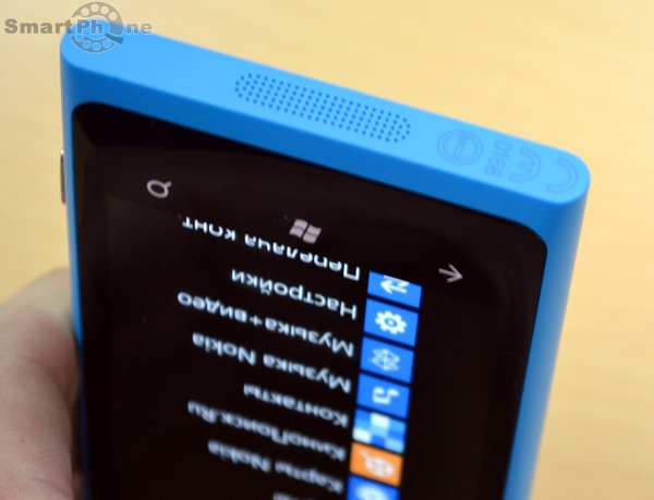 Обзор смартфона Nokia Lumia 800