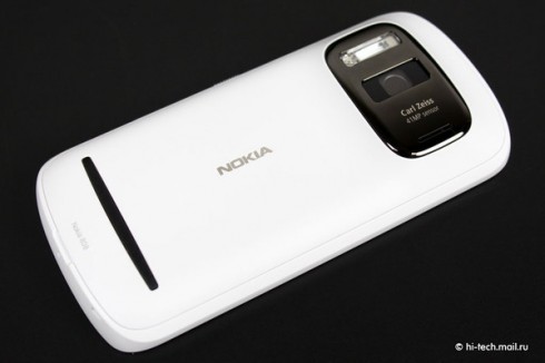 Полный обзор Nokia 808 PureView. Уникальный камерофон