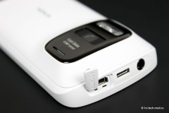 Полный обзор Nokia 808 PureView. Уникальный камерофон