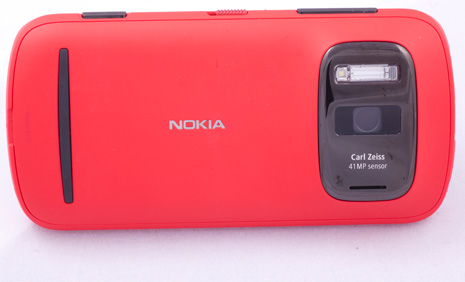 Nokia 808 PureView