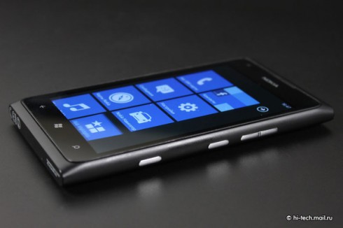 Обзор Nokia Lumia 900: топовый смартфон на Windows Phone