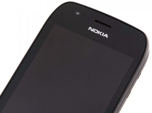 Nokia Lumia 710 VS Samsung Galaxy W