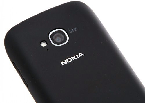 Nokia Lumia 710 VS Samsung Galaxy W