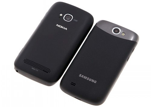 Nokia Lumia 710 VS Samsung Galaxy W