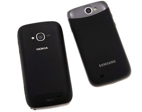 Nokia Lumia 710 VS Samsung Galaxy W