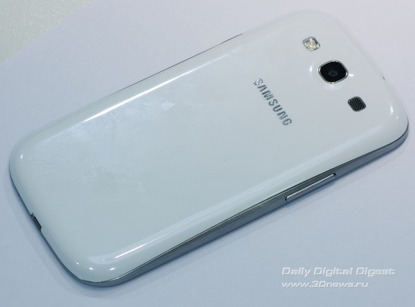 Samsung GT-i9300 Galaxy S III