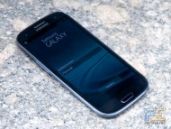 Смартфон Samsung Galaxy S III