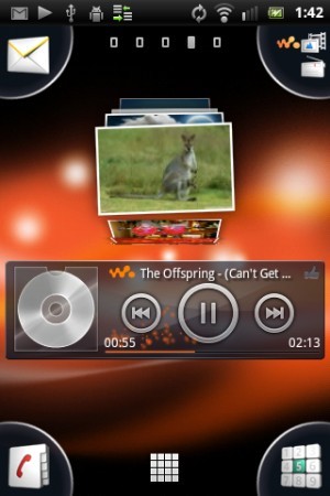 Sony Ericsson Live with Walkman WT19i