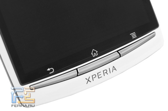 Три основные аппаратные кнопки на лицевой стороне Sony Ericsson Xperia Arc S
