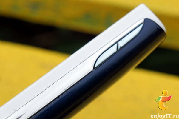 Sony Ericsson Xperia mini ST15i