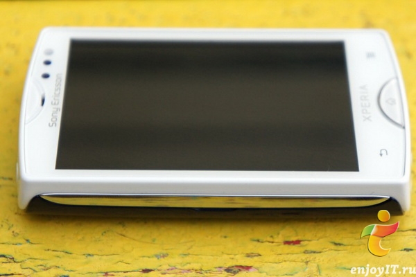 Sony Ericsson Xperia mini ST15i
