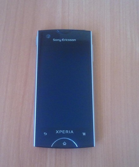 Sony Ericsson Xperia ray ST18i