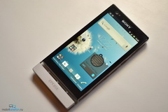 Sony Xperia P (LT22i). Обзор