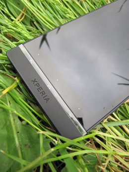 Тест-обзор смартфона Sony Xperia S.