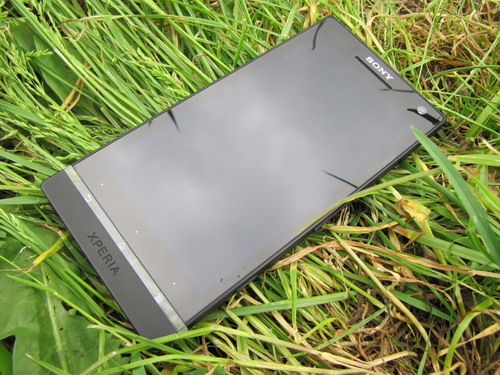 Тест-обзор смартфона Sony Xperia S.