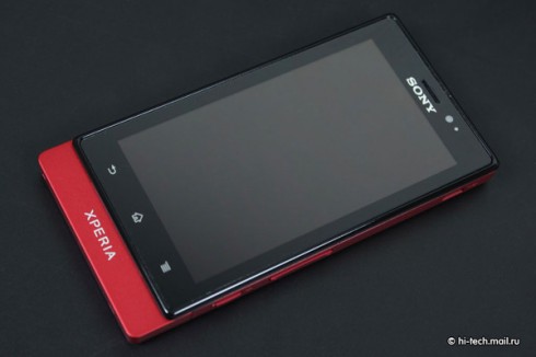 Обзор Sony Xperia Sola: лучший смартфон среднего класса