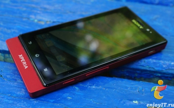 Sony Xperia Sola