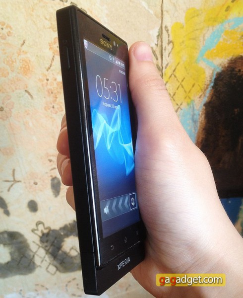 Sony Xperia sola (MT27i)