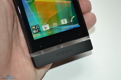 Sony Xperia U (ST25i). Обзор