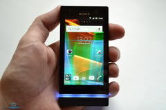 Sony Xperia U (ST25i). Обзор