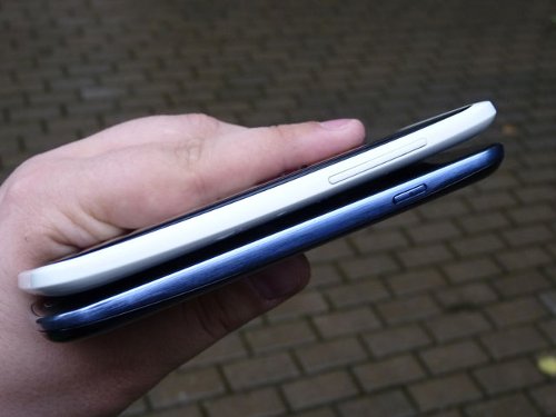 Samsung Galaxy S III vs HTC One X