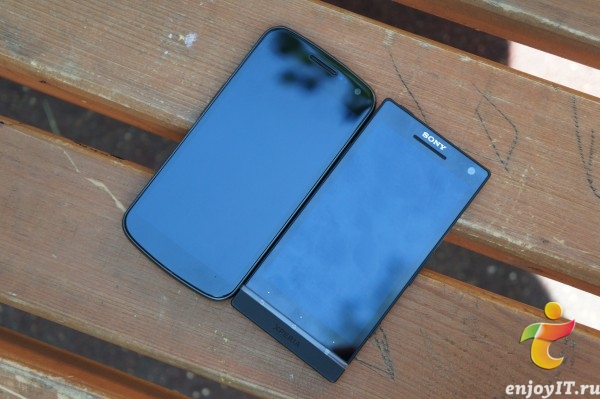 Sony Xperia S vs Samsung Galaxy Nexus